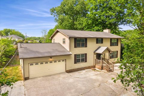 Photo of 1921 Tibbs Terrace, Dalton, GA 30720 (MLS # 1533357)