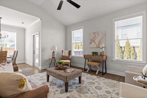 Tiny photo for 12195 Avery Place, Soddy Daisy, TN 37379 (MLS # 1528745)