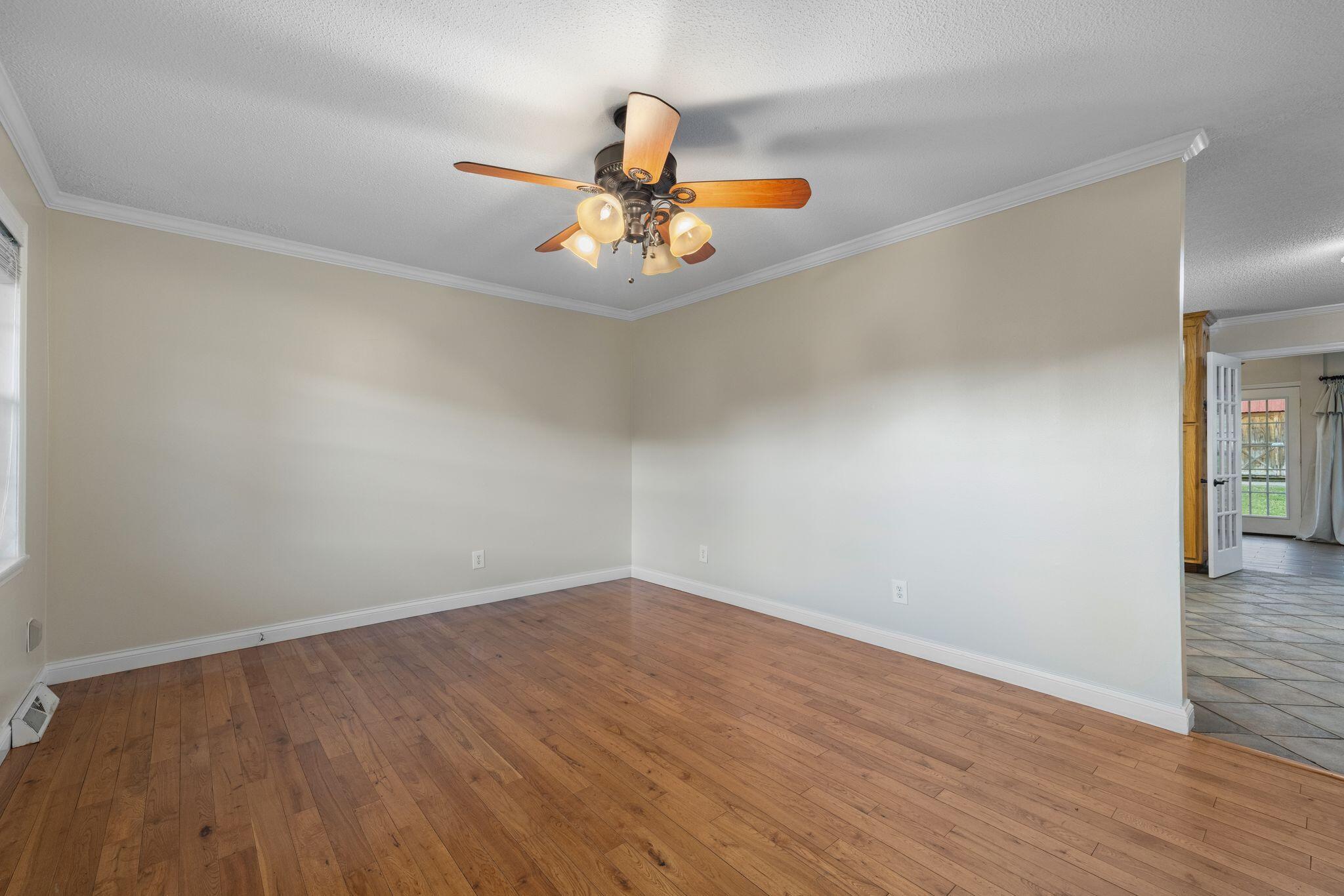 1033 Nickajack Circle, Jasper, Tennessee image 7