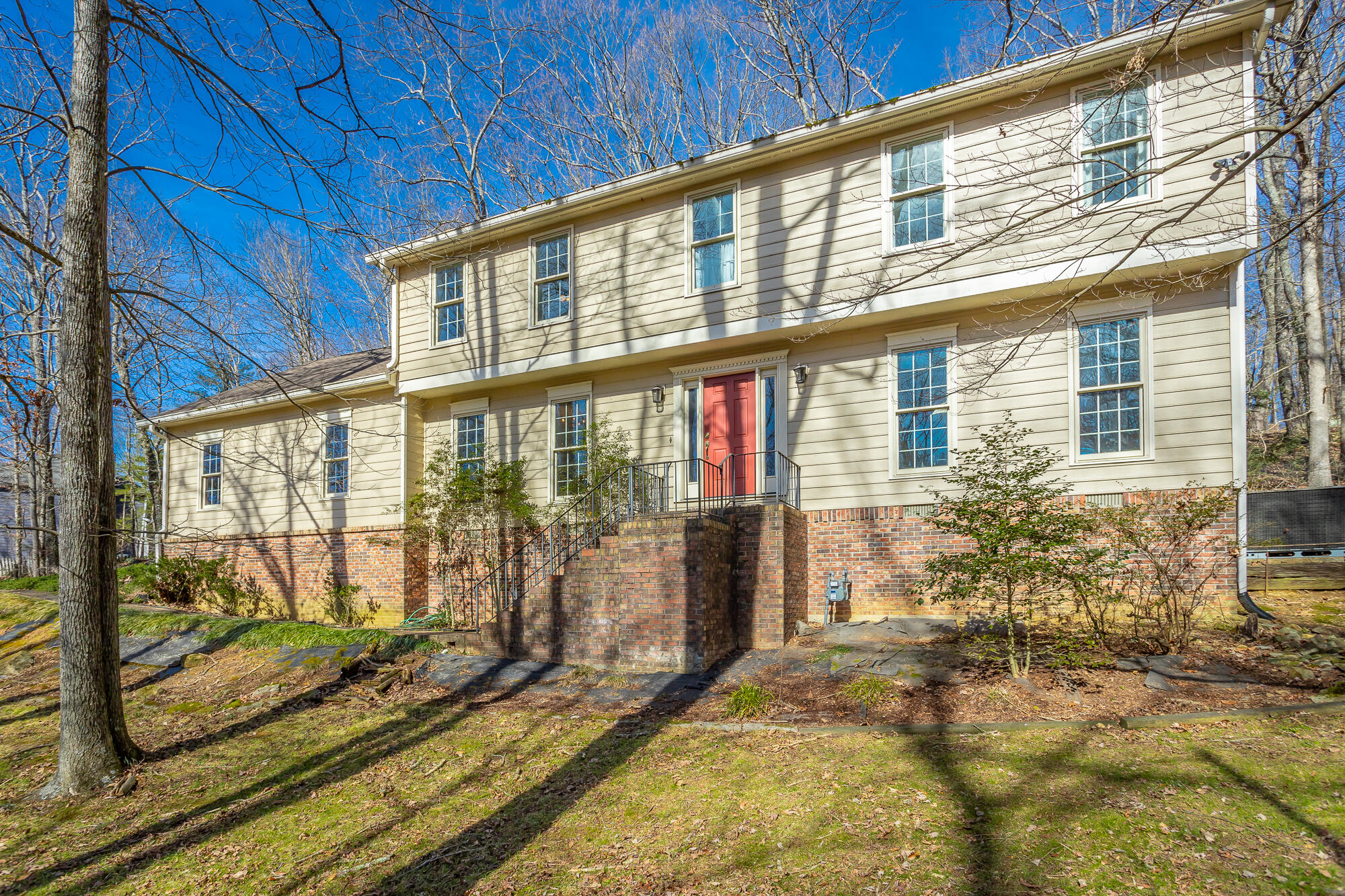 2316 Woodlair Way, Signal Mountain, Tennessee image 1
