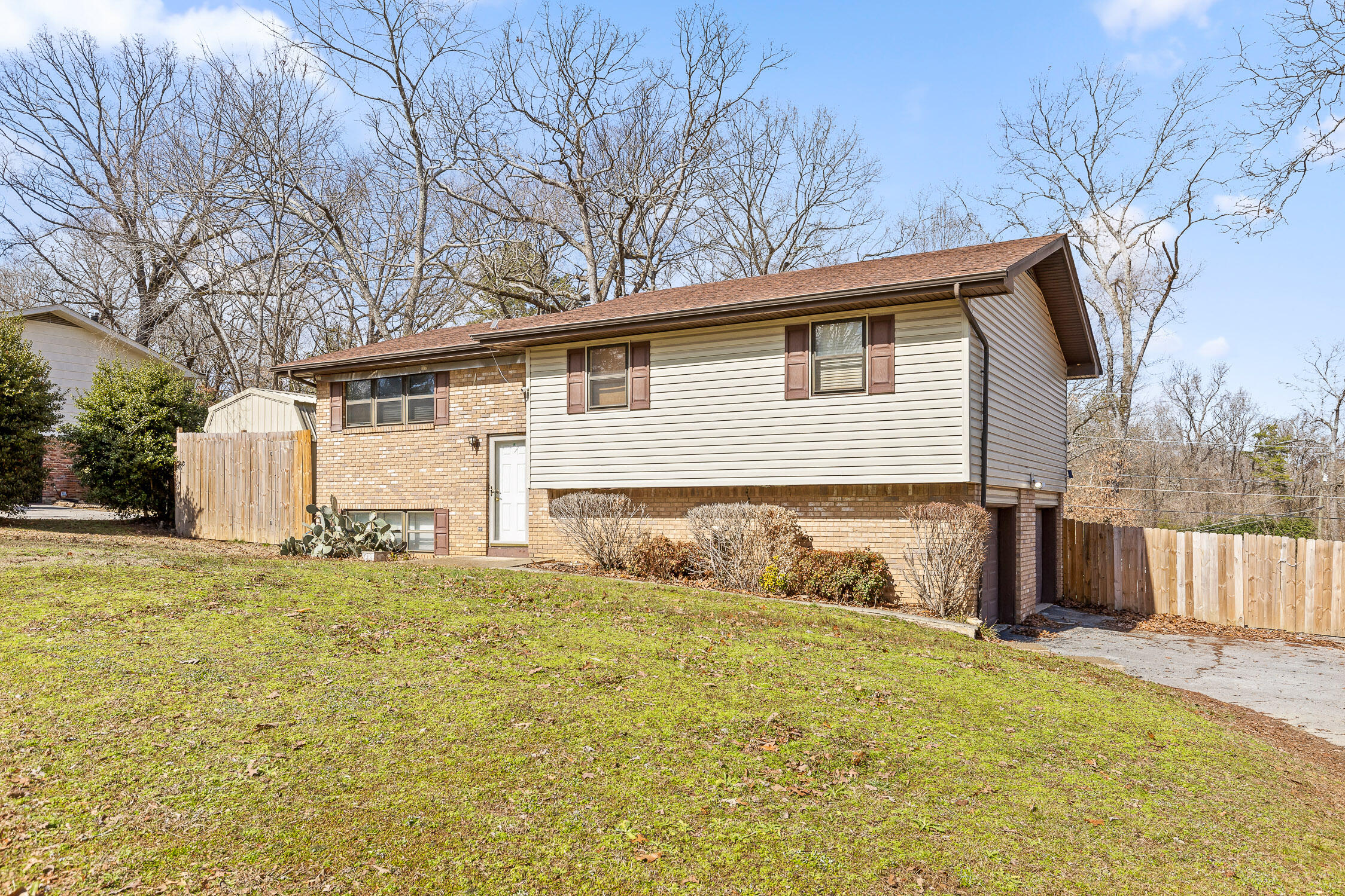 821 Sutton Drive, Hixson, Tennessee image 2