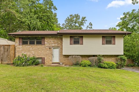 Photo of 821 Sutton Drive, Hixson, TN 37343 (MLS # 1507992)