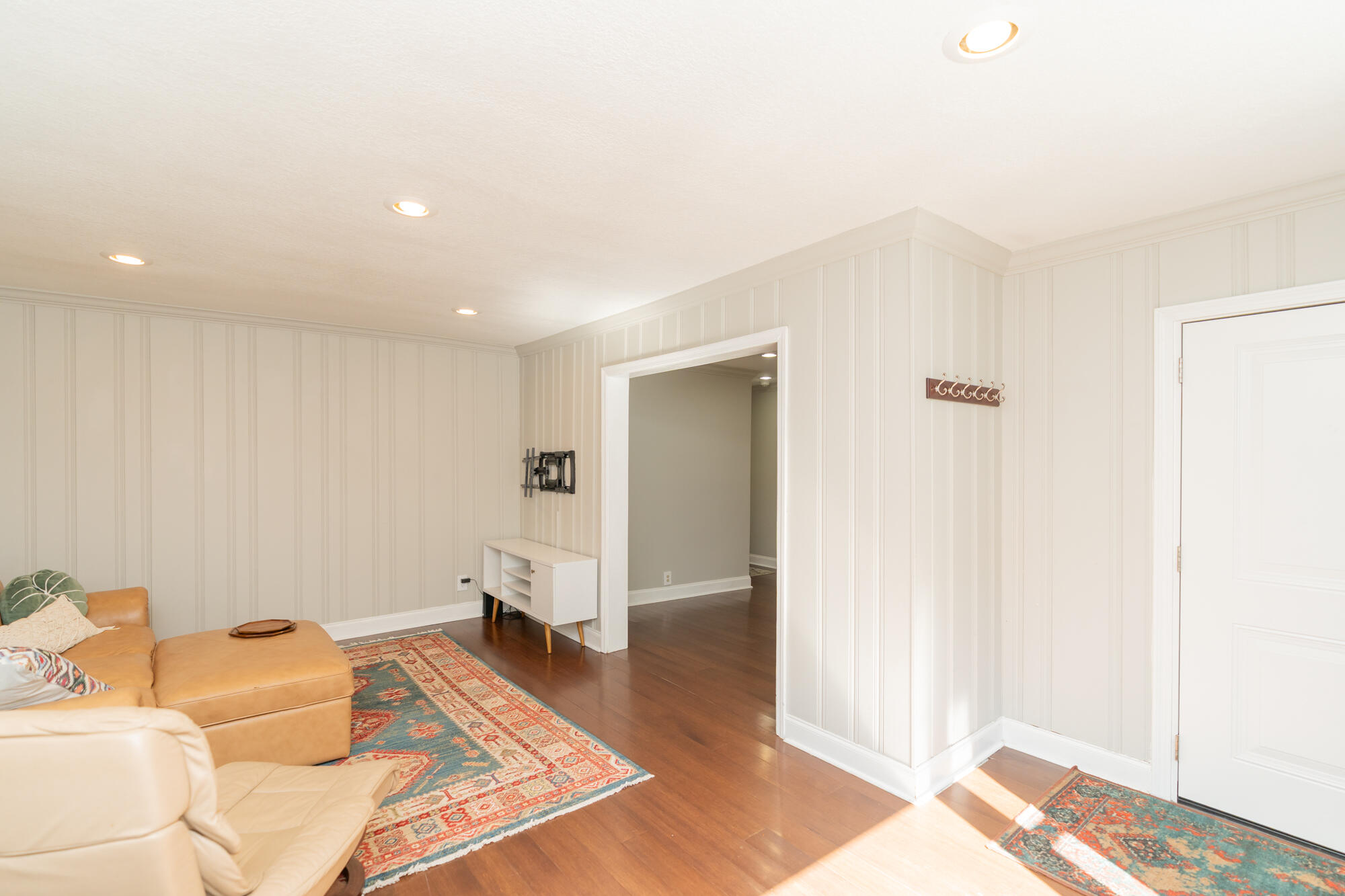 3805 Pickering Avenue