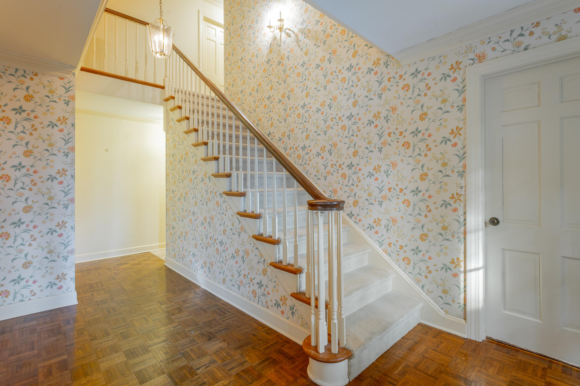 52 Carriage Hill, Signal Mountain, Tennessee image 2