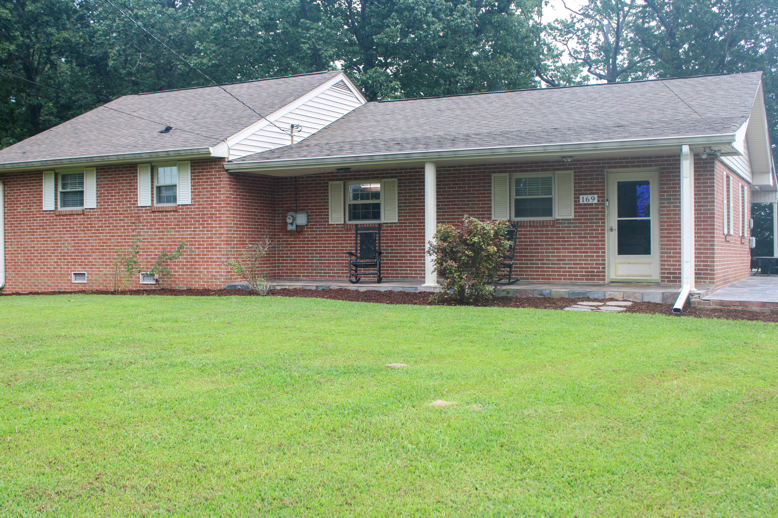 169 Dogwood Hill Lane