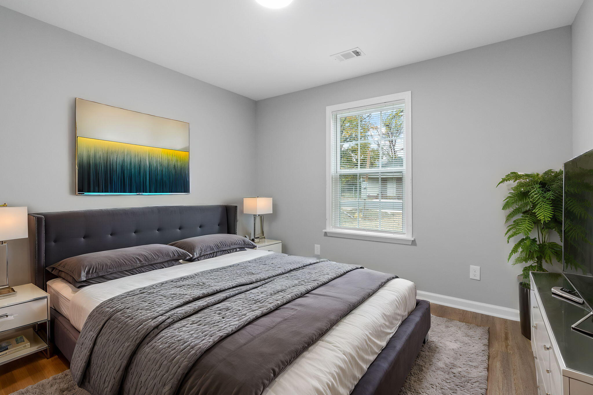 Chattanooga, Tennessee 37406, United States, 3 Bedrooms Bedrooms, ,2 BathroomsBathrooms,Residential,Active,35693