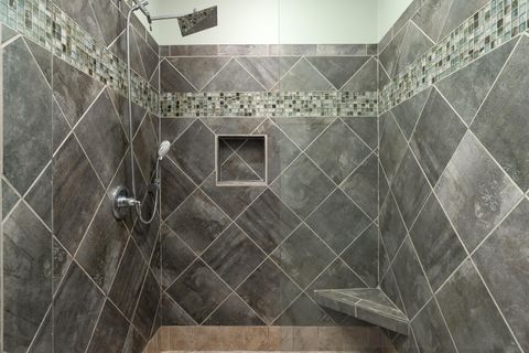 Tiny photo for 4 Cherokee Boulevard, Chattanooga, TN 37405 (MLS # 1526211)