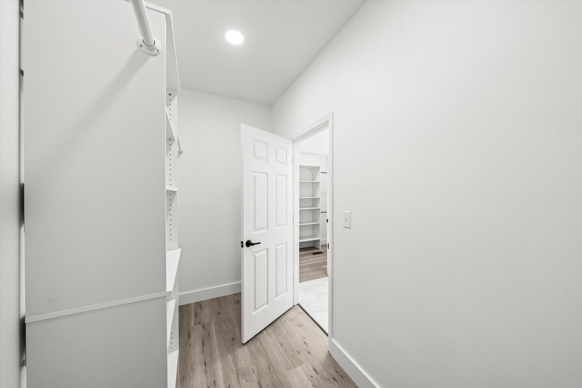 211 W Park Circle, Decatur, Tennessee image 21