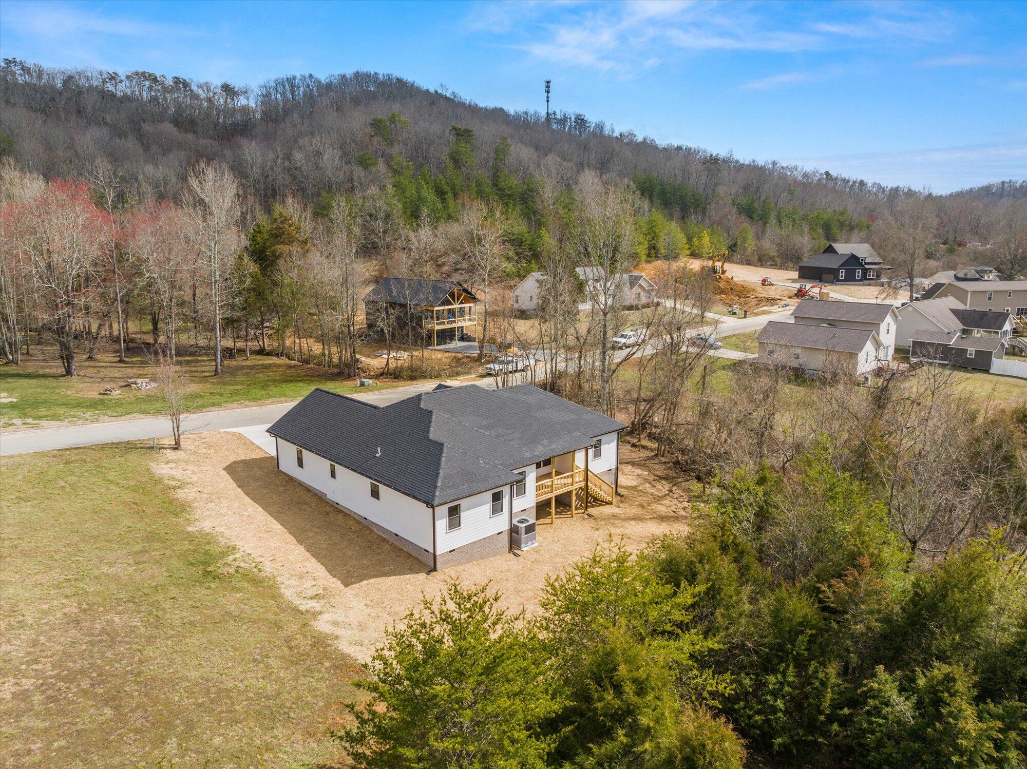 211 W Park Circle, Decatur, Tennessee image 42