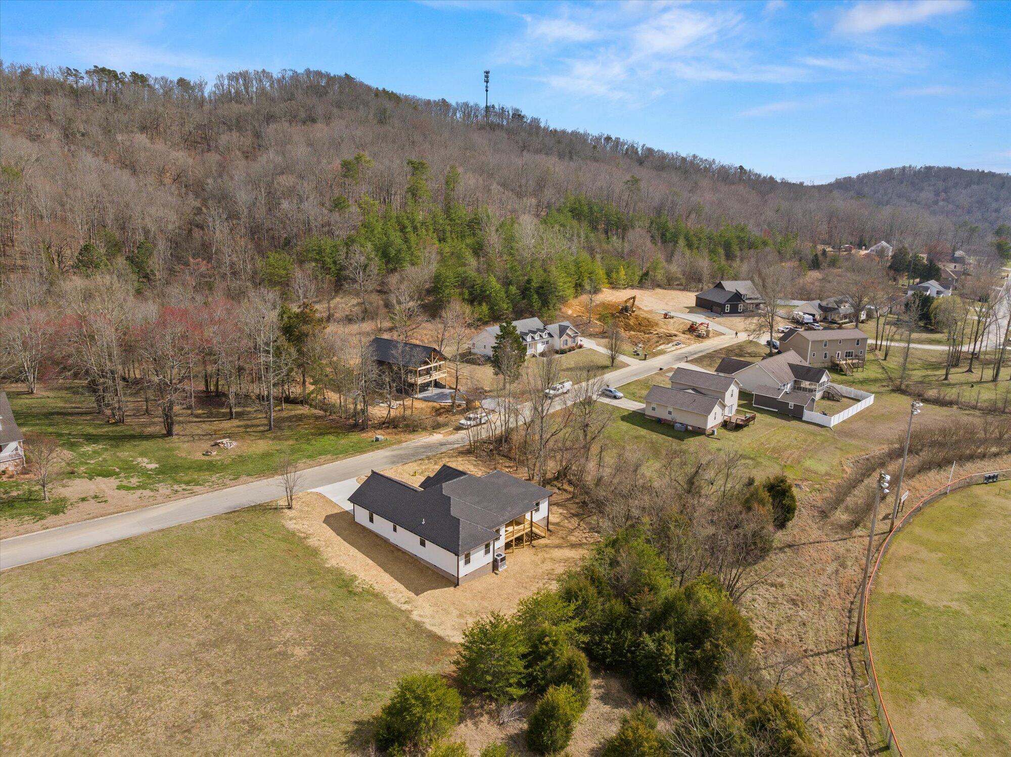 211 W Park Circle, Decatur, Tennessee image 50