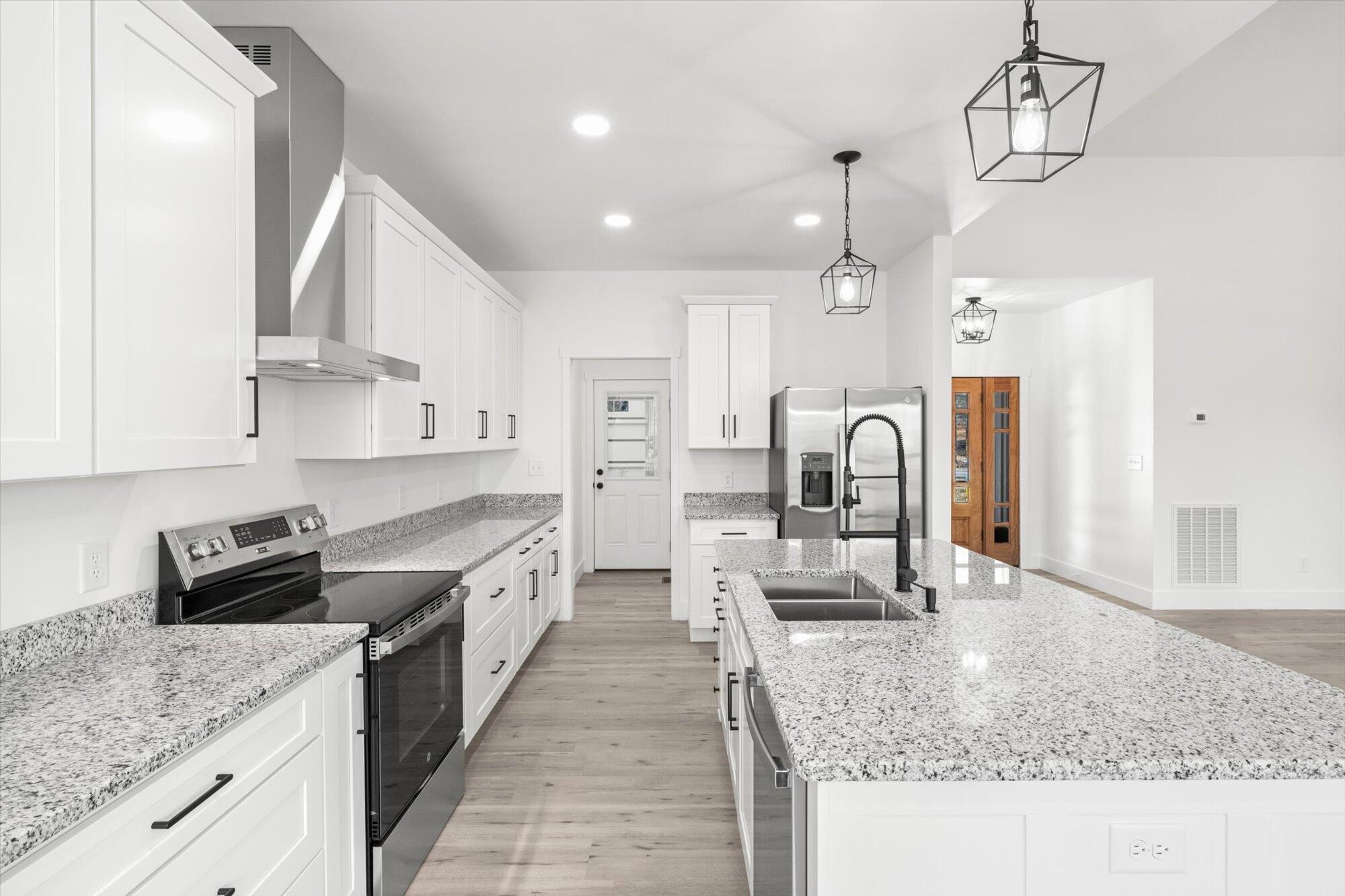 211 W Park Circle, Decatur, Tennessee image 15