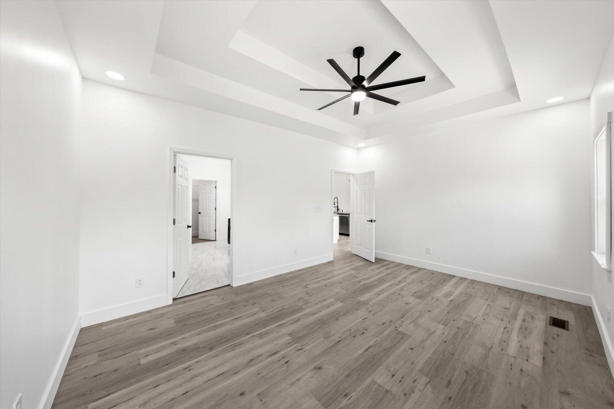 211 W Park Circle, Decatur, Tennessee image 17