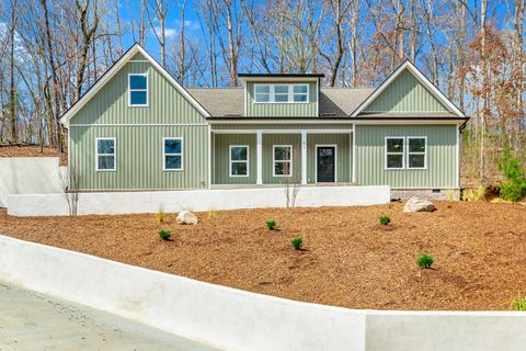 Photo of 417 Bluebird Circle, Chattanooga, TN 37412 (MLS # 1530273)