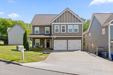 Photo of 512 Rosewood Street, Chattanooga, TN 37405 (MLS # 1532513)
