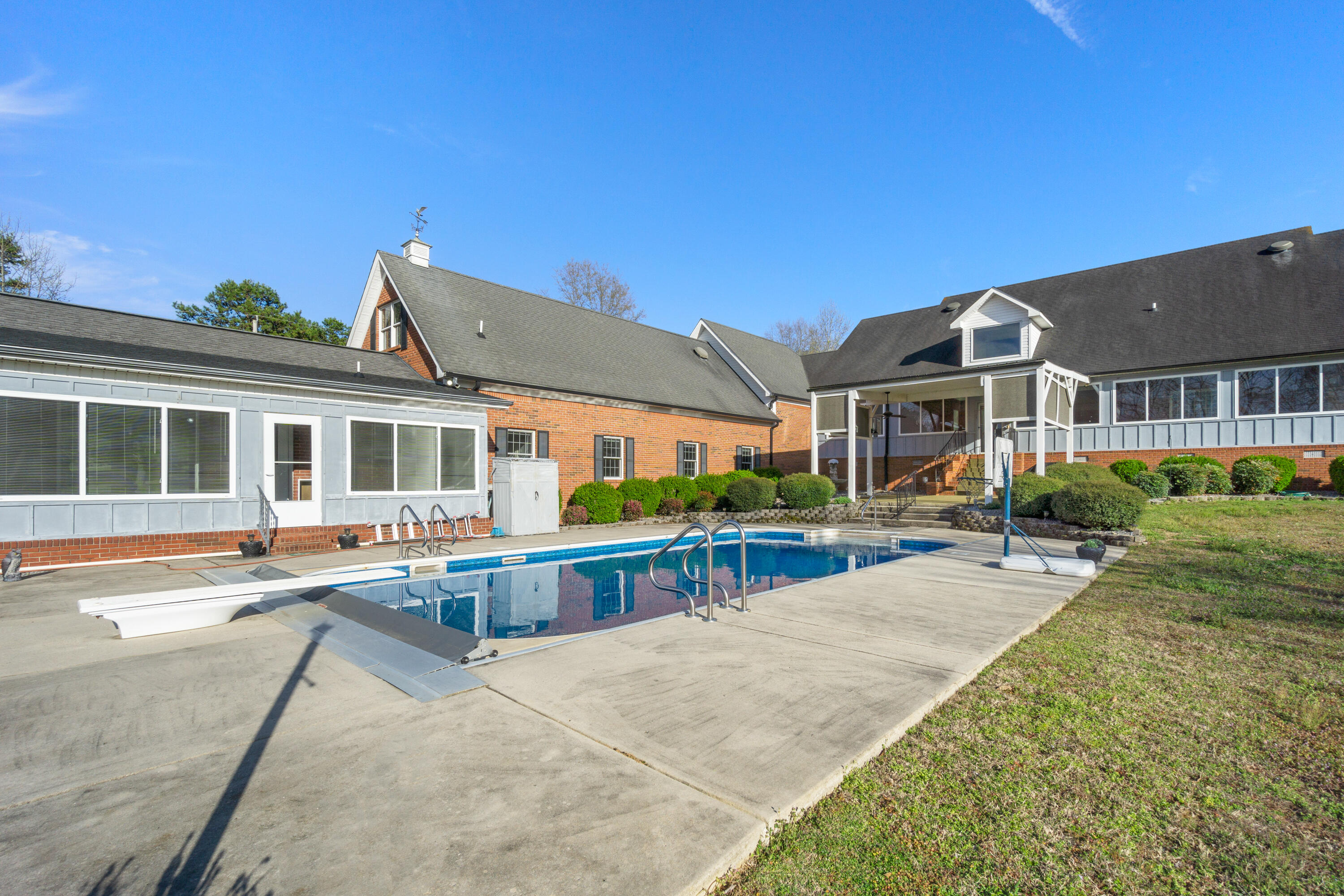 8121 Highway 156, South Pittsburg, Tennessee image 9