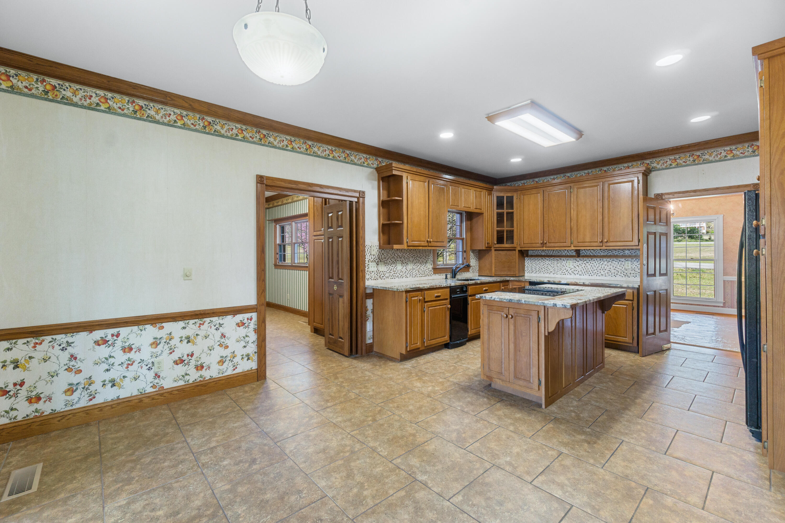 8121 Highway 156, South Pittsburg, Tennessee image 16