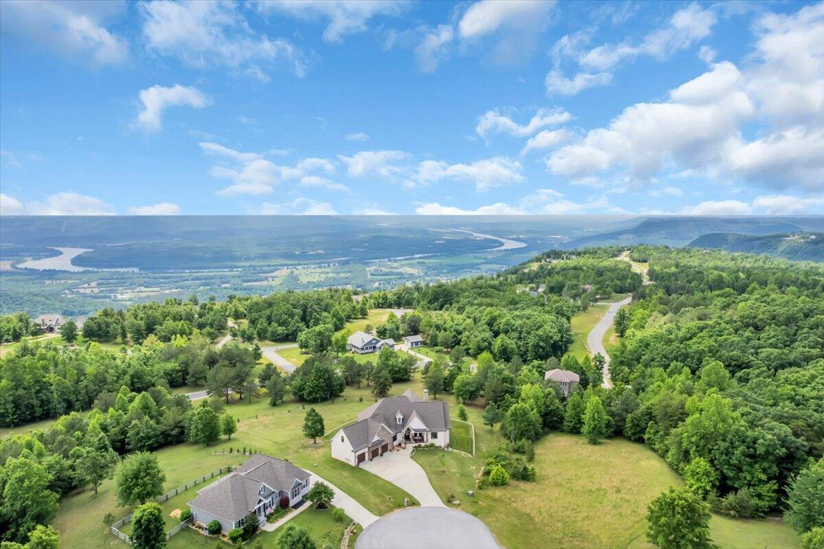 Jasper, Tennessee, 37347, United States, 4 Bedrooms Bedrooms, ,3 BathroomsBathrooms,Residential,Active,2051962