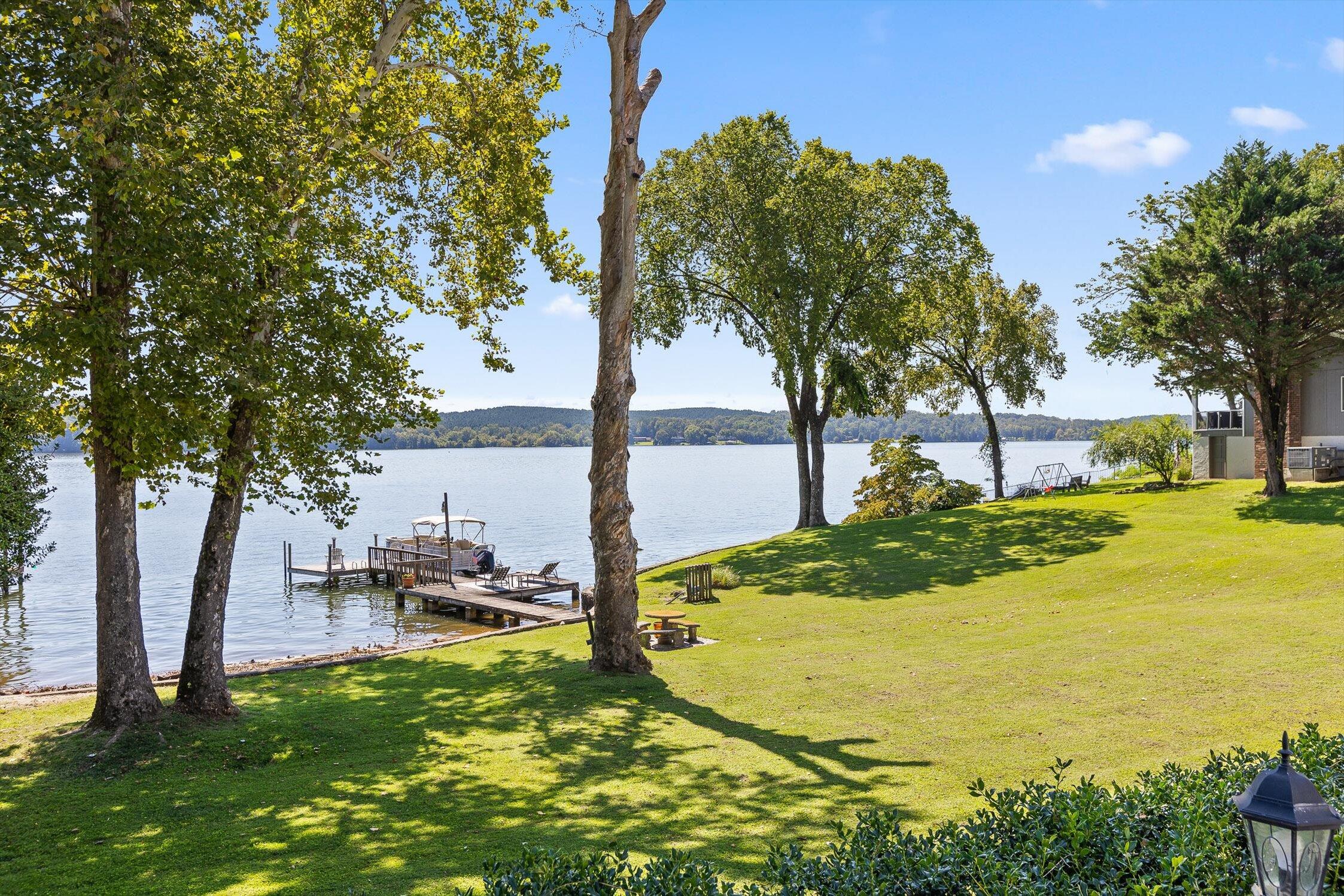 2166 S Shore Acres Road