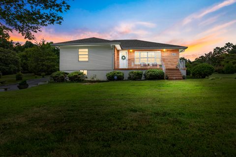 Photo of 3643 Garner Road, Chattanooga, TN 37406 (MLS # 1526013)