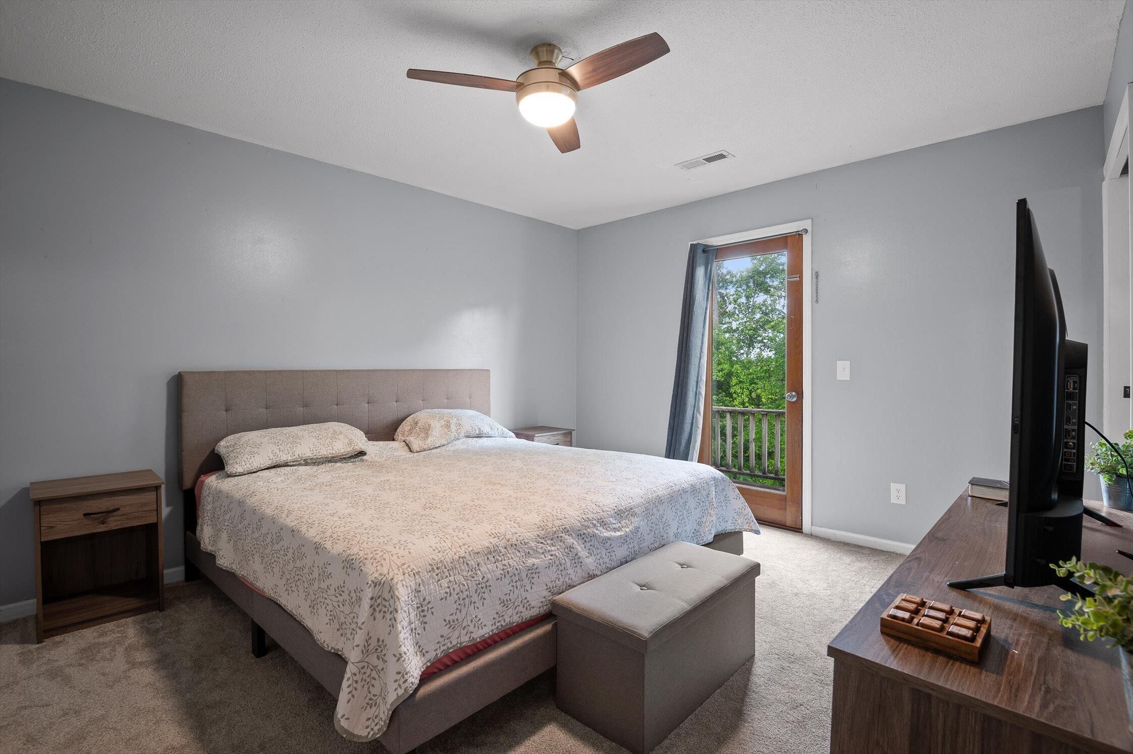 411 Meadow Green Drive, Ringgold, Georgia image 4