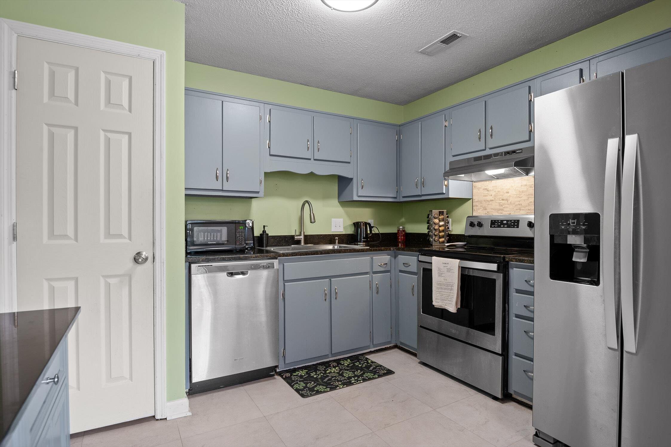 411 Meadow Green Drive, Ringgold, Georgia image 11
