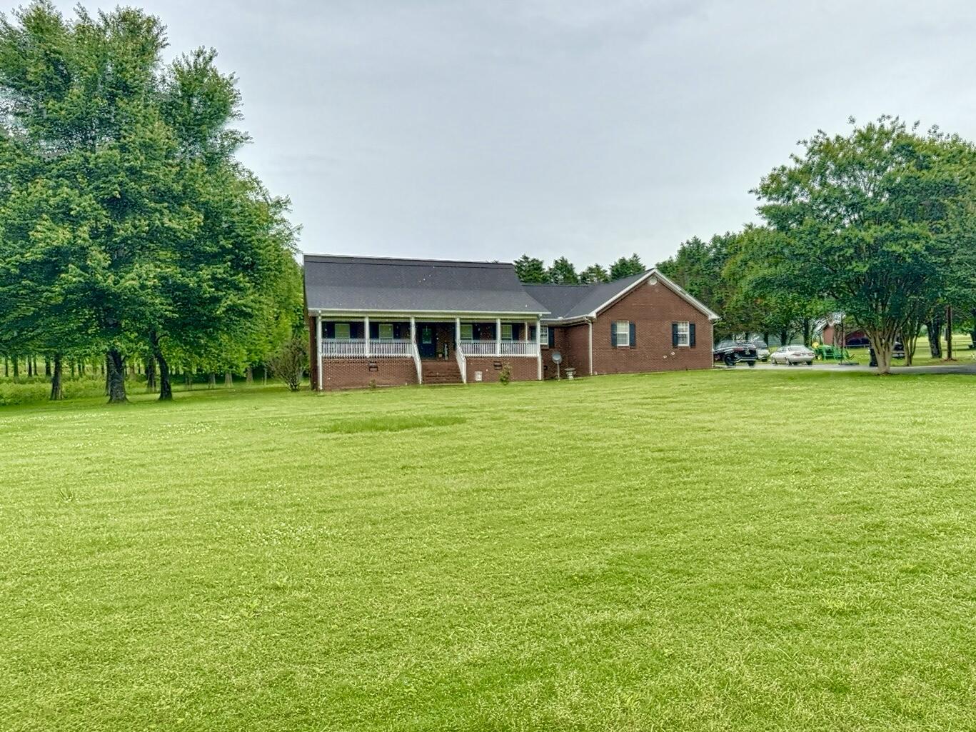 590 County #261, Stevenson, Alabama image 1