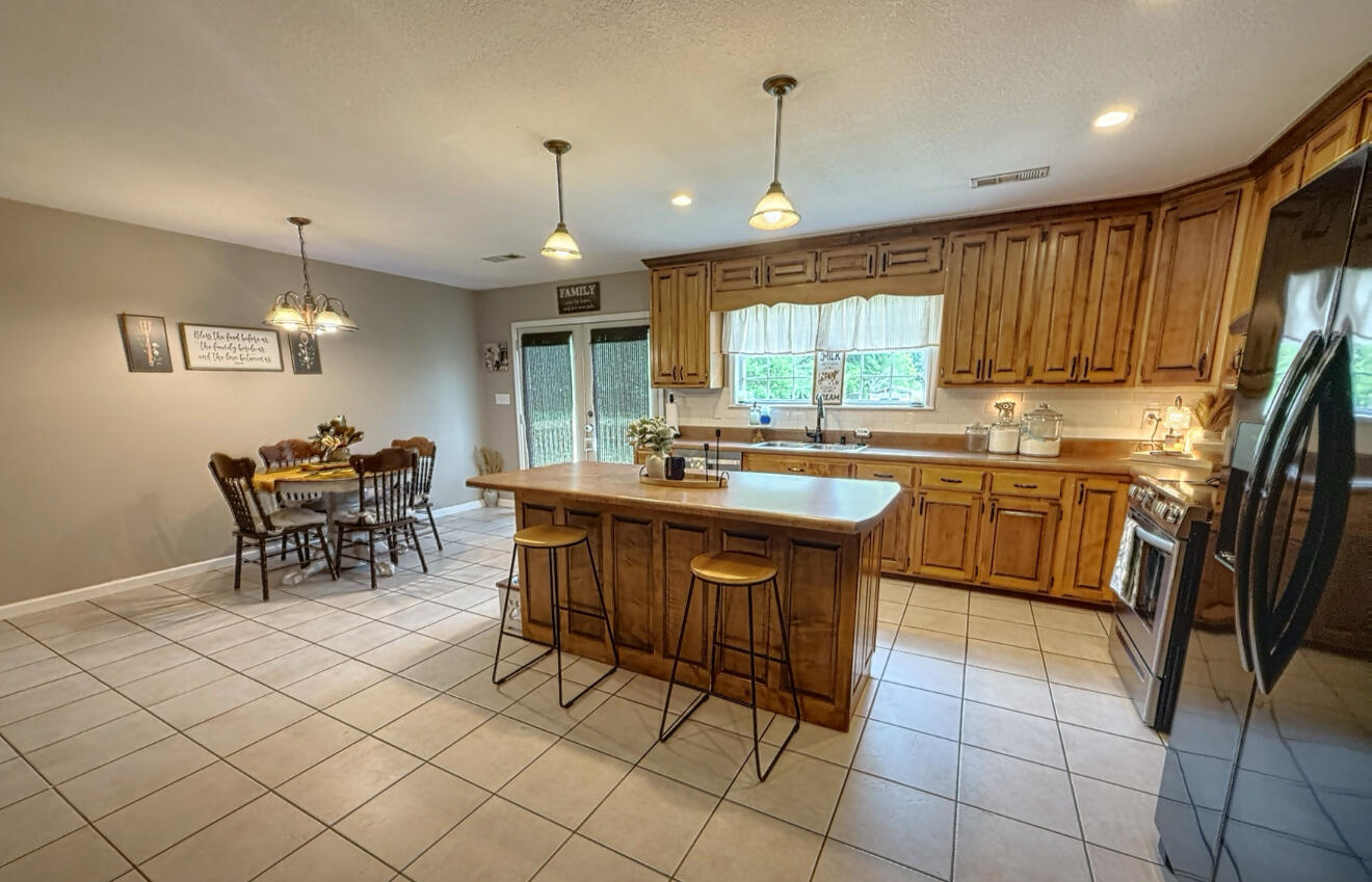 590 County #261, Stevenson, Alabama image 9