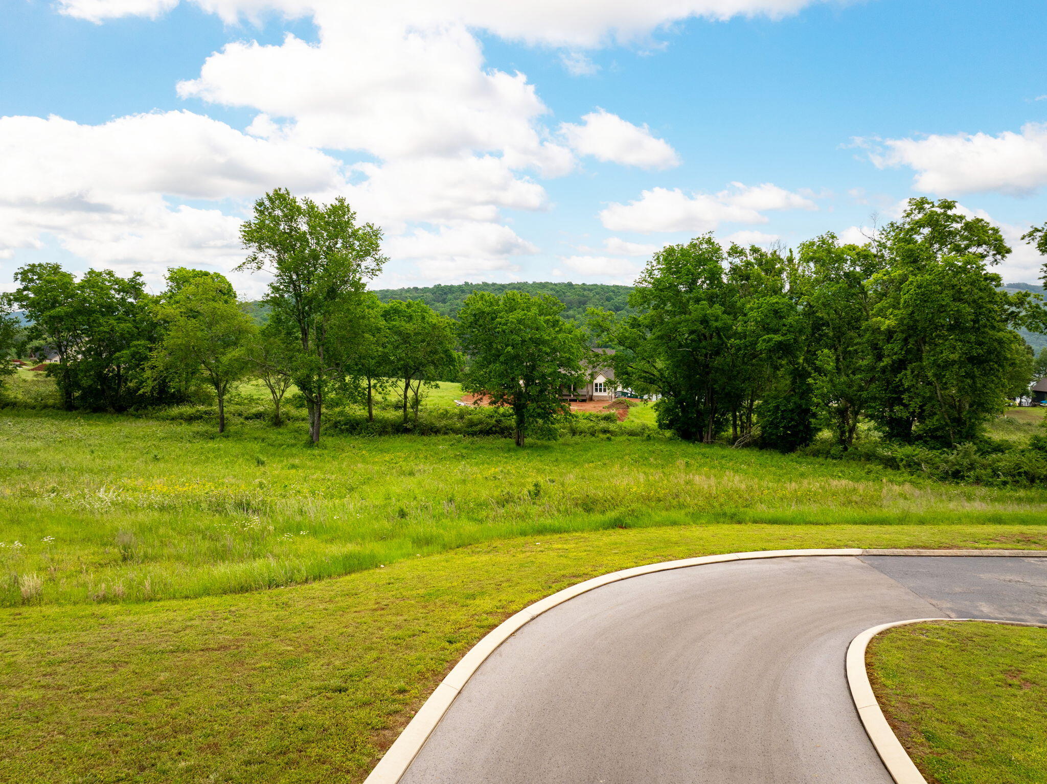 Starboard Drive, Jasper, Tennessee image 16