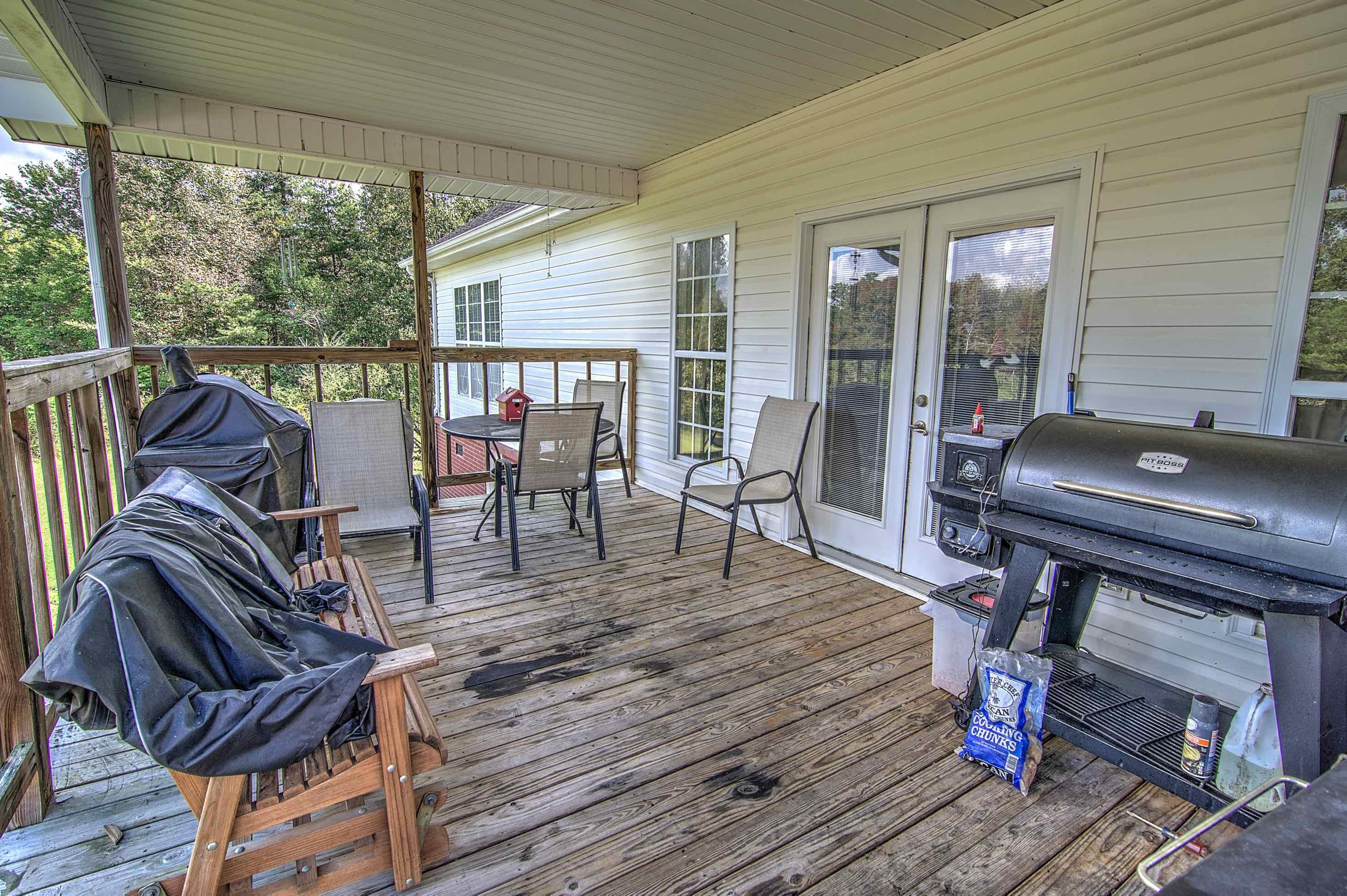 Higdon, Alabama 35979, United States, 3 Bedrooms Bedrooms, ,2 BathroomsBathrooms,Residential,Active,218453