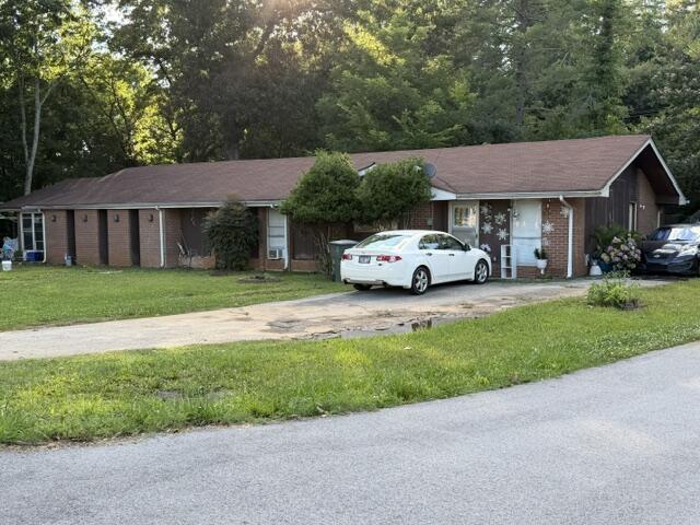 Photo 1 of 5 — 4719 Metro Park Lane, Hixson, TN 37343