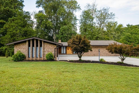 Photo of 825 Everhart Drive NW, Cleveland, TN 37311 (MLS # 1543629)