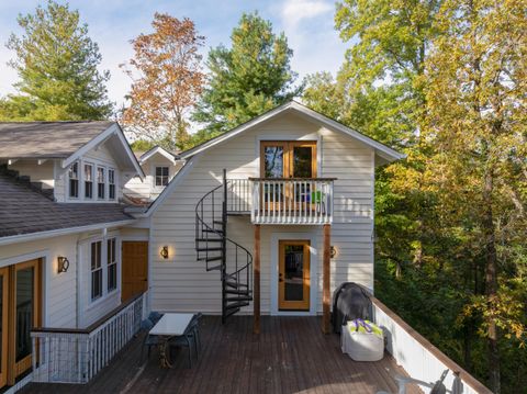 Tiny photo for 117 S Bragg Avenue, Lookout Mountain, TN 37350 (MLS # 1523051)