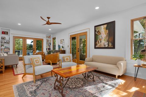 Tiny photo for 117 S Bragg Avenue, Lookout Mountain, TN 37350 (MLS # 1523051)