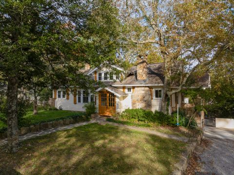 Tiny photo for 117 S Bragg Avenue, Lookout Mountain, TN 37350 (MLS # 1523051)