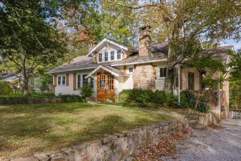 Tiny photo for 117 S Bragg Avenue, Lookout Mountain, TN 37350 (MLS # 1523051)