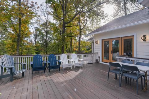 Tiny photo for 117 S Bragg Avenue, Lookout Mountain, TN 37350 (MLS # 1523051)