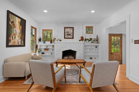 Tiny photo for 117 S Bragg Avenue, Lookout Mountain, TN 37350 (MLS # 1523051)