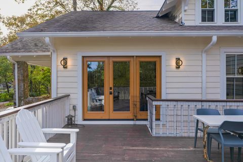 Tiny photo for 117 S Bragg Avenue, Lookout Mountain, TN 37350 (MLS # 1523051)