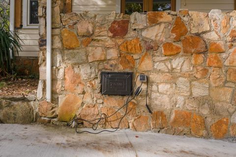 Tiny photo for 117 S Bragg Avenue, Lookout Mountain, TN 37350 (MLS # 1523051)