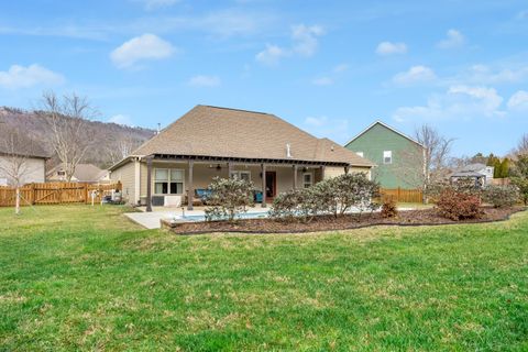 Tiny photo for 818 Lynnstone Drive, Chattanooga, TN 37405 (MLS # 1527396)
