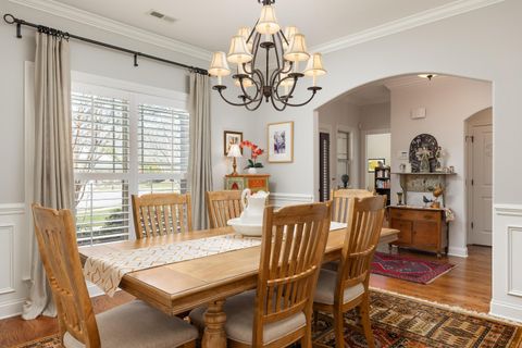 Tiny photo for 818 Lynnstone Drive, Chattanooga, TN 37405 (MLS # 1527396)