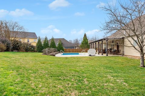 Tiny photo for 818 Lynnstone Drive, Chattanooga, TN 37405 (MLS # 1527396)