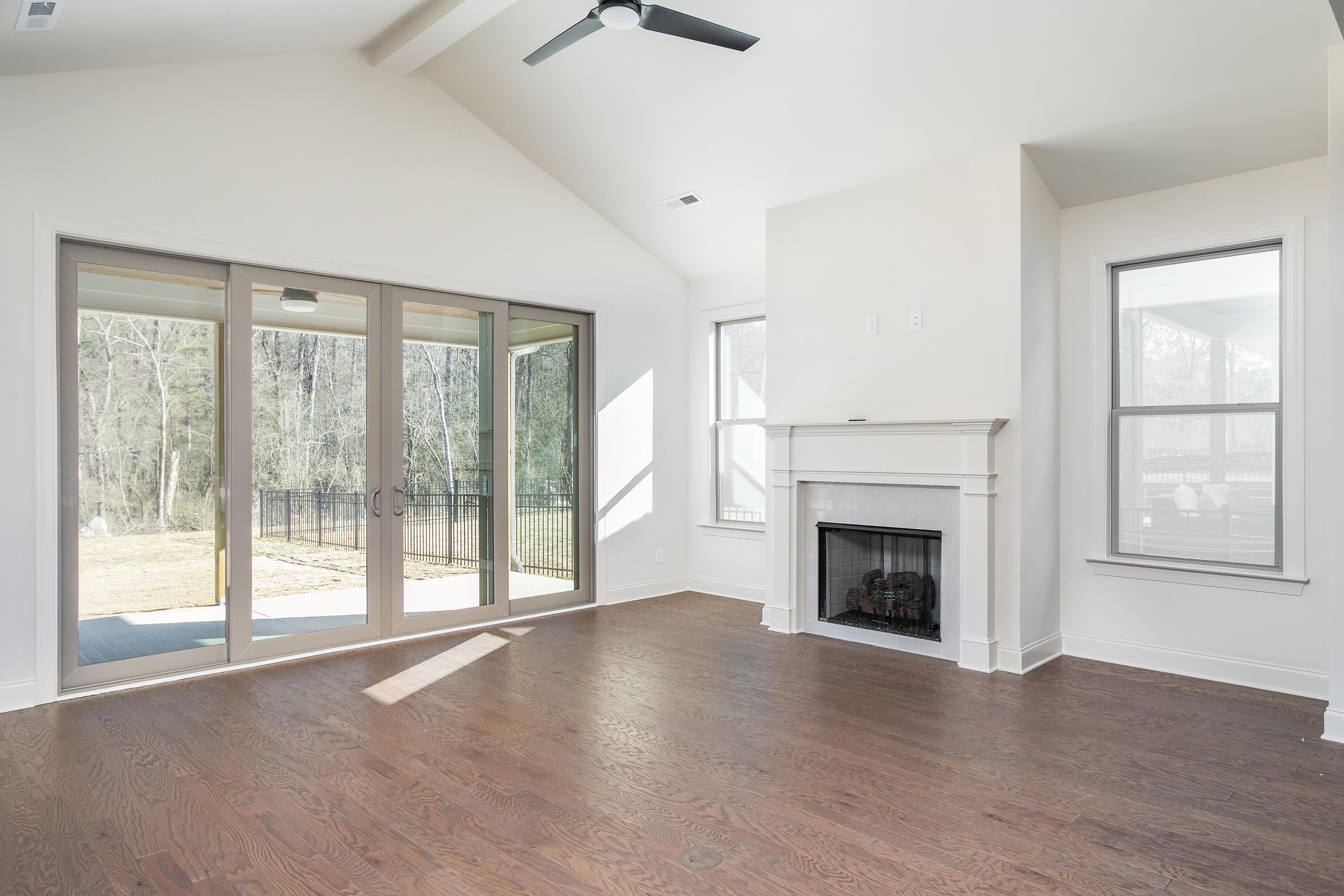 104 Charming Place 104