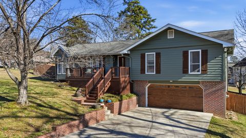 Photo of 2029 Port Royal Drive, Soddy Daisy, TN 37379 (MLS # 1527045)