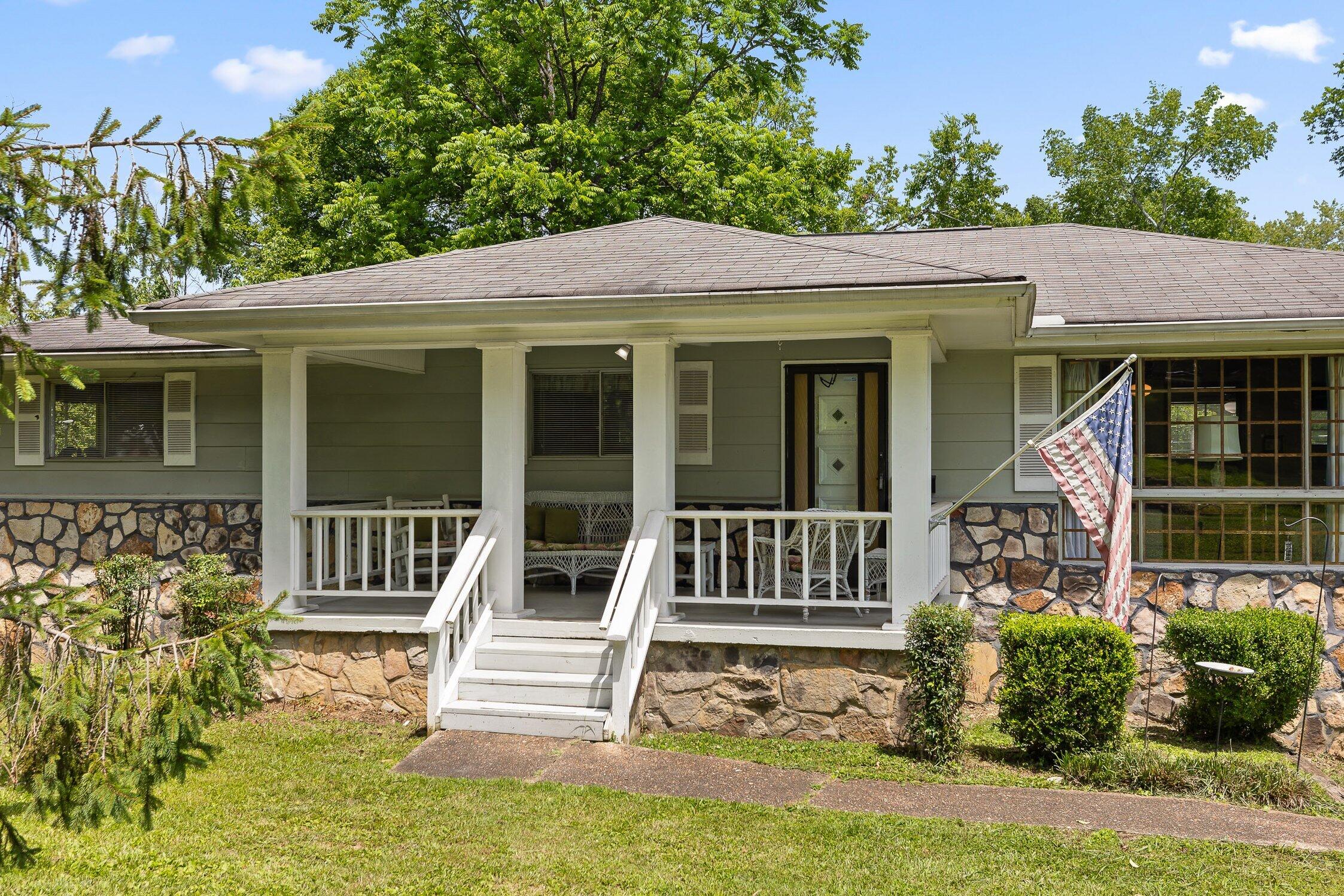1215 John Ross Road, Chattanooga, Tennessee image 2