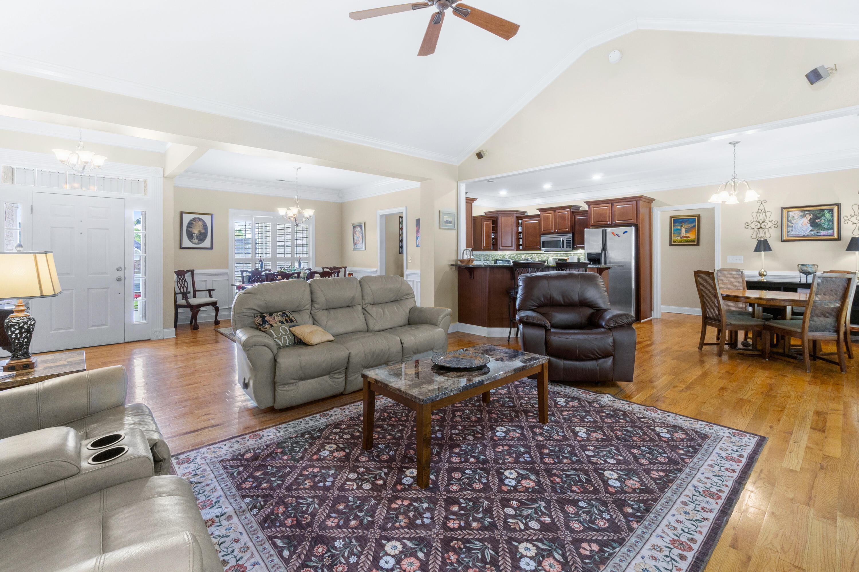1475 Courtland Drive