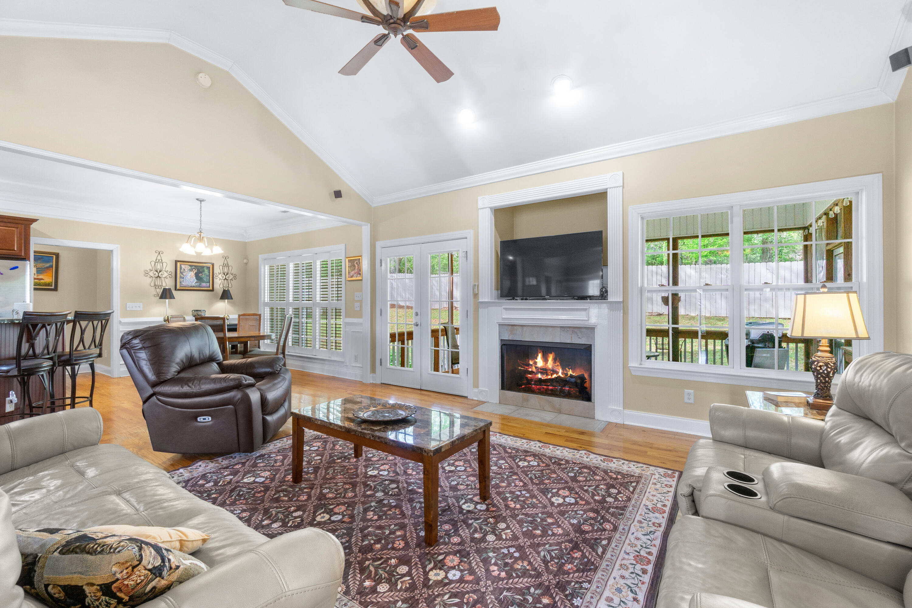 1475 Courtland Drive