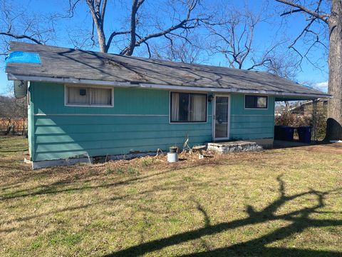 Tiny photo for 3401 Curtis Street, Chattanooga, TN 37406 (MLS # 1529532)