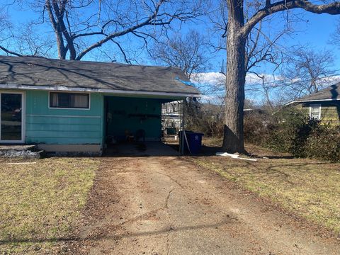 Tiny photo for 3401 Curtis Street, Chattanooga, TN 37406 (MLS # 1529532)