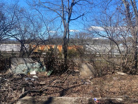 Tiny photo for 3401 Curtis Street, Chattanooga, TN 37406 (MLS # 1529532)